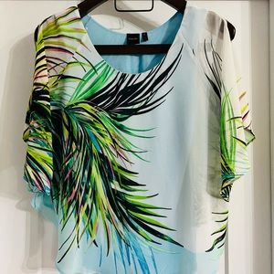 Rafaella Tropical Lightweight Lined Top Peekaboo sleeves Size M